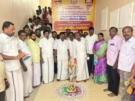 திருவண்ணாமலை மாவட்டத்தில் கல்லூரி கட்டிடங்களை காணொளி வாயிலாக திறந்து வைத்த முதலமைச்சர் திருவண்ணாமலை மாவட்டத்தில் கல்லூரி கட்டிடங்களை காணொளி வாயிலாக திறந்து வைத்த முதலமைச்சர்