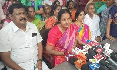 கேலோ இந்தியா விளம்பரத்தில் பிரதமர் படம் புறக்கணிப்பு - வானதி சீனிவாசன் கண்டனம் கேலோ இந்தியா விளம்பரத்தில் பிரதமர் படம் புறக்கணிப்பு - வானதி சீனிவாசன் கண்டனம்