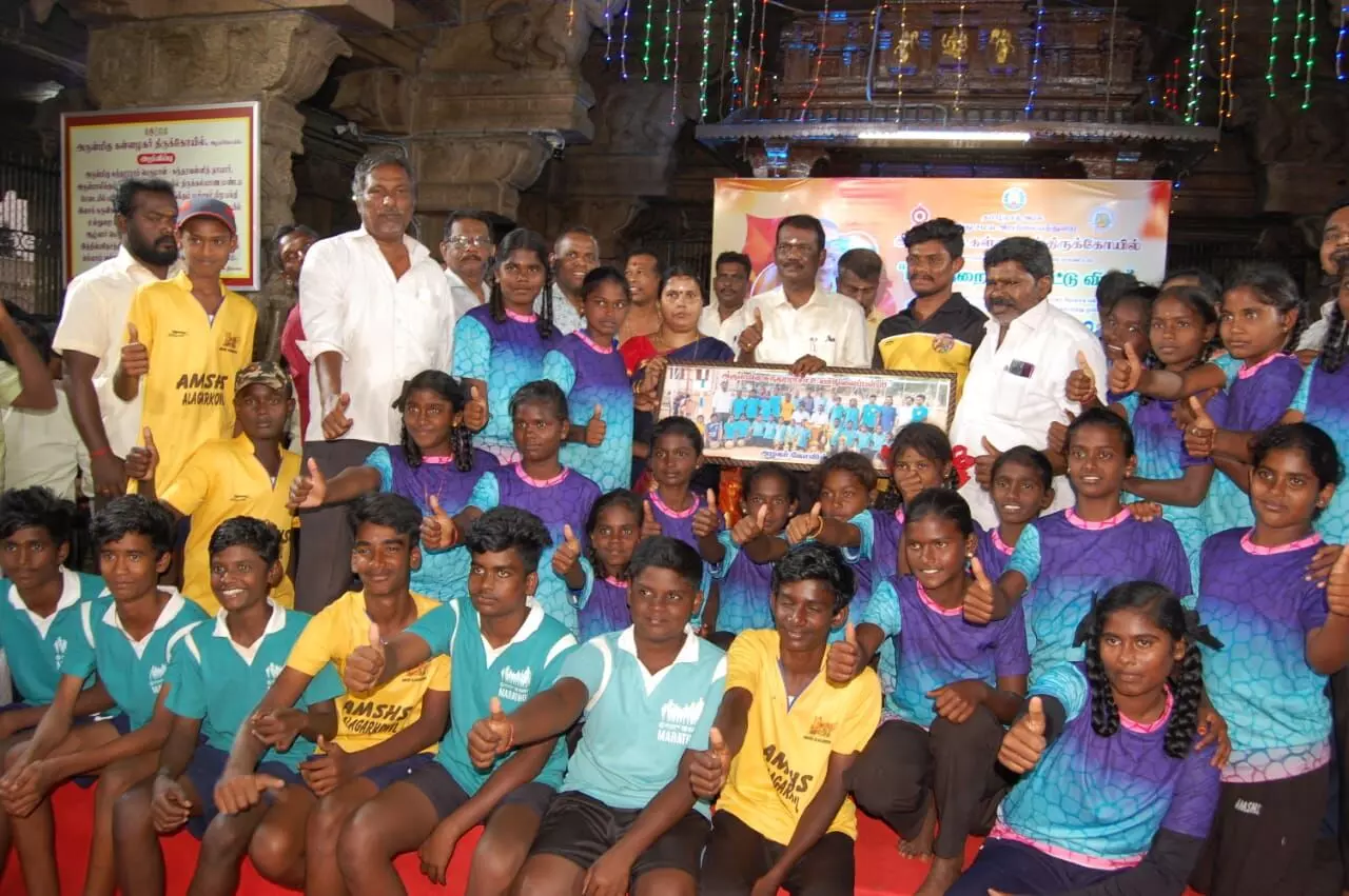 அழகர்கோவில் கோயில் துணை ஆணையாளருக்கு, பணி நிறைவு பாராட்டு விழா! அழகர்கோவில் கோயில் துணை ஆணையாளருக்கு, பணி நிறைவு பாராட்டு விழா!