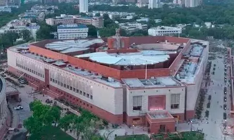 நுழைவுத் தேர்வுகளில் வினாத்தாள் கசிவுகளை தடுக்க மக்களவையில் மசோதா அறிமுகம் நுழைவுத் தேர்வுகளில் வினாத்தாள் கசிவுகளை தடுக்க மக்களவையில் மசோதா அறிமுகம்