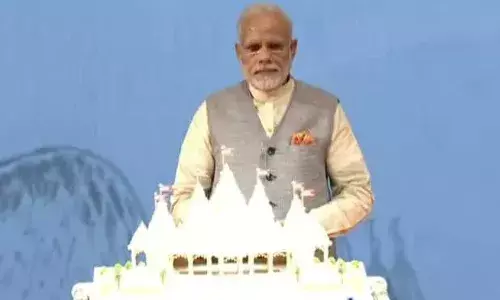 காசா போருக்கு மத்தியில், ஐக்கிய அரபு எமிரேட்ஸில் கோவிலை திறக்கும் பிரதமர் மோடி! காசா போருக்கு மத்தியில், ஐக்கிய அரபு எமிரேட்ஸில் கோவிலை திறக்கும் பிரதமர் மோடி!