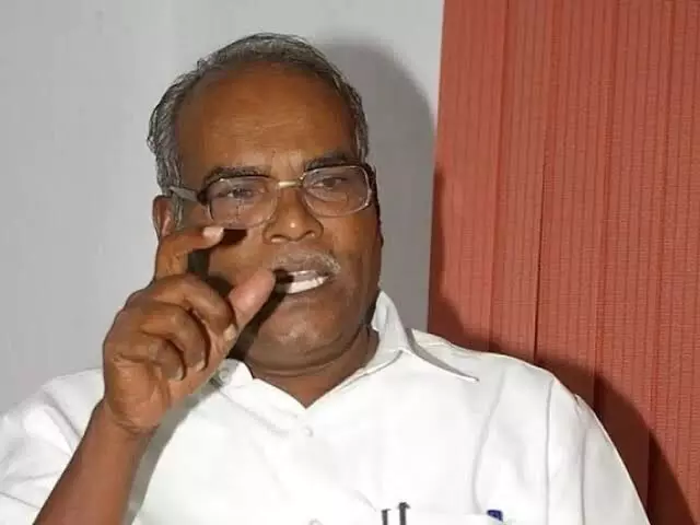செங்குன்றத்தில் கட்சி நிர்வாகி இல்ல திறப்பு விழாவில் சிபிஎம் மாநில செயலாளர் பங்கேற்பு செங்குன்றத்தில் கட்சி நிர்வாகி இல்ல திறப்பு விழாவில் சிபிஎம் மாநில செயலாளர் பங்கேற்பு