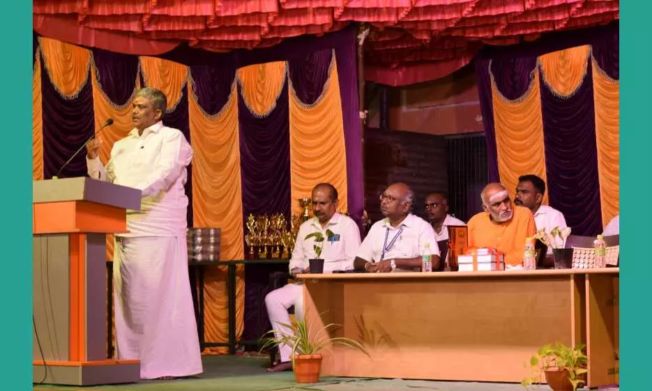 திருவேடகம் விவேகானந்தா கல்லூரியில் விளையாட்டு தின விழா திருவேடகம் விவேகானந்தா கல்லூரியில் விளையாட்டு தின விழா