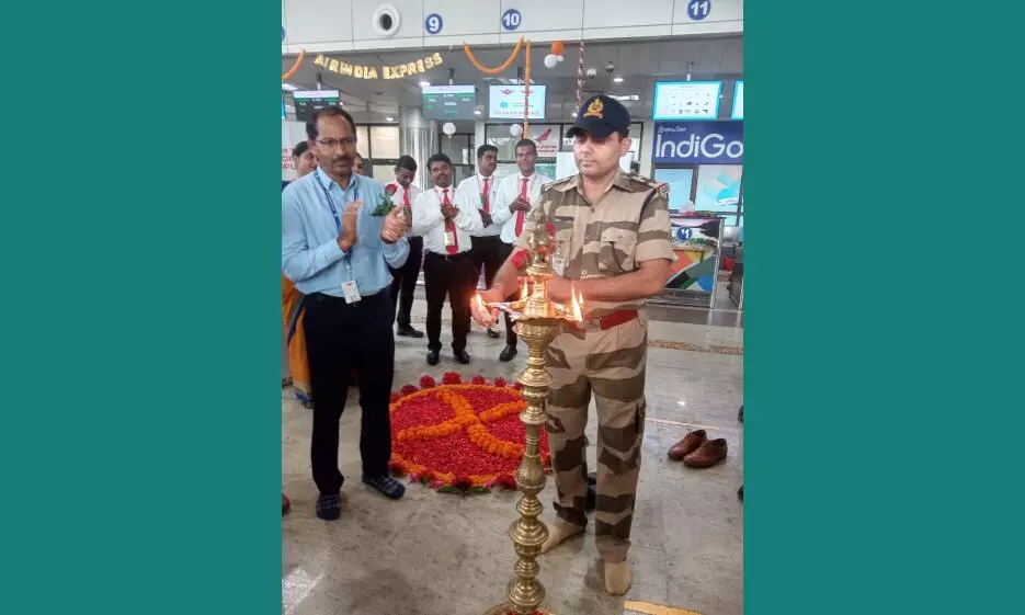 மதுரையிலிருந்து மும்பைக்கு நேரடி விமான சேவை:பயணிகள் மகிழ்ச்சி மதுரையிலிருந்து மும்பைக்கு நேரடி விமான சேவை:பயணிகள் மகிழ்ச்சி