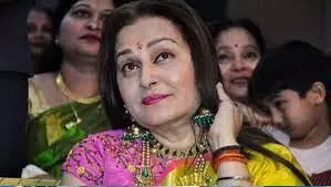 நடிகை ஜெயப்ரதாவை கைது செய்ய நீதிமன்றம் உத்தரவு நடிகை ஜெயப்ரதாவை கைது செய்ய நீதிமன்றம் உத்தரவு