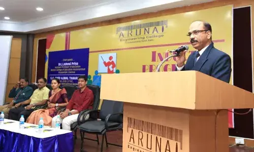 ஆசிரியர்களுக்கான நவீன தொழில்நுட்பத்தில் பாடத்திட்டம் பயிற்சி வகுப்பு ஆசிரியர்களுக்கான நவீன தொழில்நுட்பத்தில் பாடத்திட்டம் பயிற்சி வகுப்பு