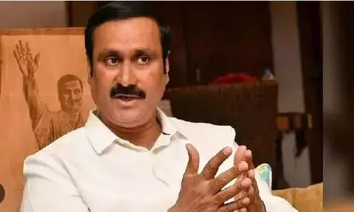 பா.ம.க.,வின் கையில் மாயச்சாவி :  பா.ஜ.க.,வுடன் கைகுலுக்குகிறது..! பா.ம.க.,வின் கையில் மாயச்சாவி :  பா.ஜ.க.,வுடன் கைகுலுக்குகிறது..!