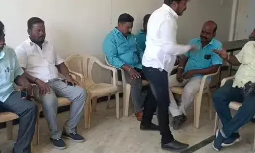 கிருஷ்ணகிரி லோக்சபா தொகுதியில் கூட்டணியில் லடாய் கிருஷ்ணகிரி லோக்சபா தொகுதியில் கூட்டணியில் லடாய்