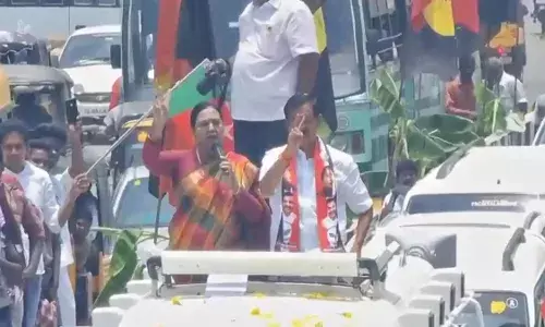 விஜயபிரபாகரன் தொகுதியில் பிரச்சாரம் எப்போது?  பிரேமலதா விளக்கம்! விஜயபிரபாகரன் தொகுதியில் பிரச்சாரம் எப்போது?  பிரேமலதா விளக்கம்!