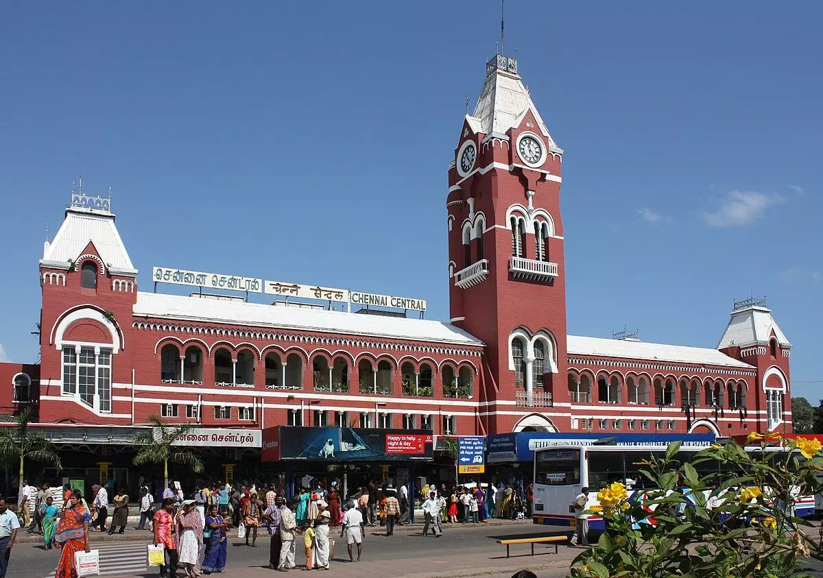 சென்னையின் மயக்கும் சுற்றுலா ! சென்னையின் மயக்கும் சுற்றுலா !
