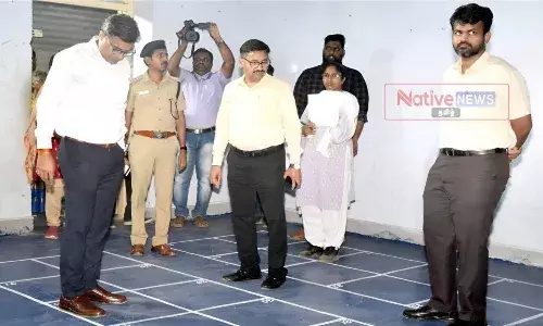 சித்தோடு வாக்கு எண்ணும் மையத்தில் ஈரோடு தேர்தல் பார்வையாளர்கள் ஆய்வு