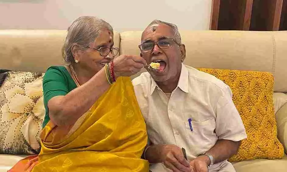 தாத்தா-பாட்டி திருமணநாள், அன்பின் கவிதை எழுதிய வரலாறு..! தாத்தா-பாட்டி திருமணநாள், அன்பின் கவிதை எழுதிய வரலாறு..!