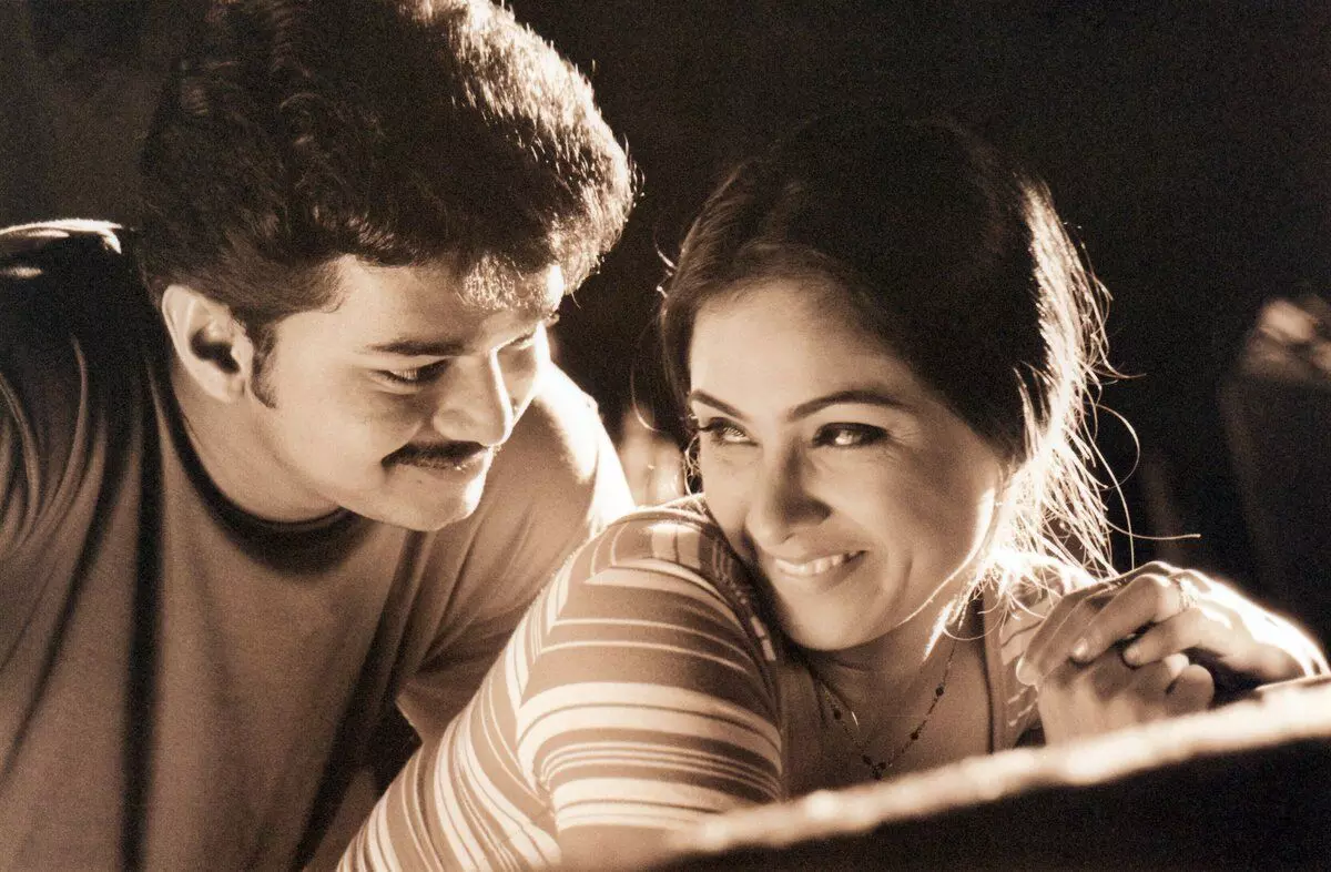 அன்பு நிறைந்த இல்லறம்! அழகிய மேற்கோள்கள்..! அன்பு நிறைந்த இல்லறம்! அழகிய மேற்கோள்கள்..!