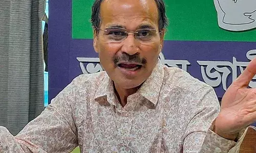 மேற்கு வங்க காங்கிரசை காப்பாற்றுவதே எனது போராட்டம்: கார்கேவிற்கு ஆதிர் ரஞ்சன் பதில்