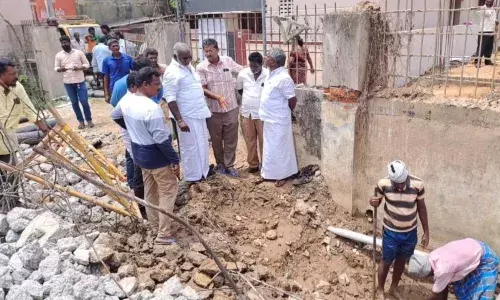 பழைய குடிநீர் மேல்நிலை தொட்டி இடிப்புப்  பணிகளை எம்எல்ஏ ஆய்வு..!
