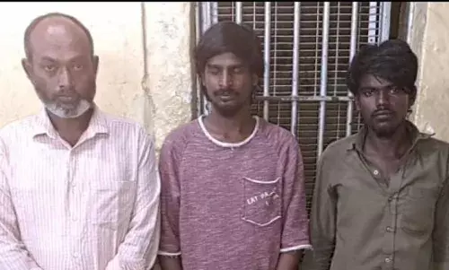 திருத்தணி அருகே ஆந்திராவில் இருந்து கஞ்சா கடத்தி வந்த 3 பேர் கைது