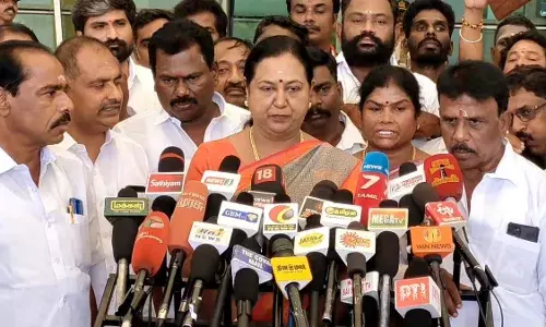 அமைச்சர் முத்துசாமி பதவி விலக வேண்டும் : பிரேமலதா விஜயகாந்த் பேட்டி