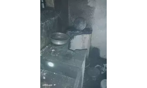 கோவை அருகே தீ விபத்தில் 3 பேர் பலி :போலீசார் விசாரணை