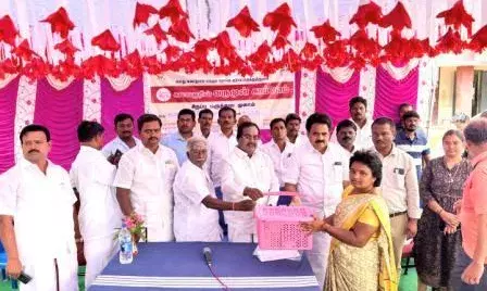 இந்தியாவிலேயே தமிழகம் முதன்மை மாநிலம்: துணை சபாநாயகர் பிச்சாண்டி பெருமிதம் இந்தியாவிலேயே தமிழகம் முதன்மை மாநிலம்: துணை சபாநாயகர் பிச்சாண்டி பெருமிதம்