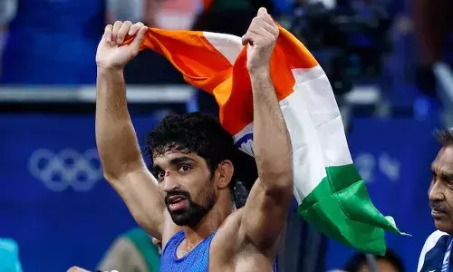 பாரிஸ் ஒலிம்பிக்: இந்தியாவின் முதல் மல்யுத்த பதக்கத்தை வென்ற அமன் செஹ்ராவத் பாரிஸ் ஒலிம்பிக்: இந்தியாவின் முதல் மல்யுத்த பதக்கத்தை வென்ற அமன் செஹ்ராவத்