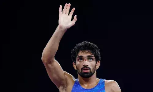 சூழ்நிலைகள் விதியை வரையறுக்காது! சாதித்துக் காட்டிய அமன் செஹ்ராவத் சூழ்நிலைகள் விதியை வரையறுக்காது! சாதித்துக் காட்டிய அமன் செஹ்ராவத்