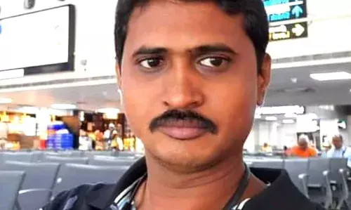 முன்னெச்சரிக்கை அறிவிப்பு பலகை இல்லாததால் விபத்து : இளைஞர் பள்ளத்தில் விழுந்து உயிரிழப்பு முன்னெச்சரிக்கை அறிவிப்பு பலகை இல்லாததால் விபத்து : இளைஞர் பள்ளத்தில் விழுந்து உயிரிழப்பு
