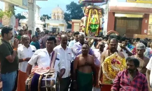 அகத்தீஸ்வரர் கோவிலில் சனி பிரதோஷ விழா