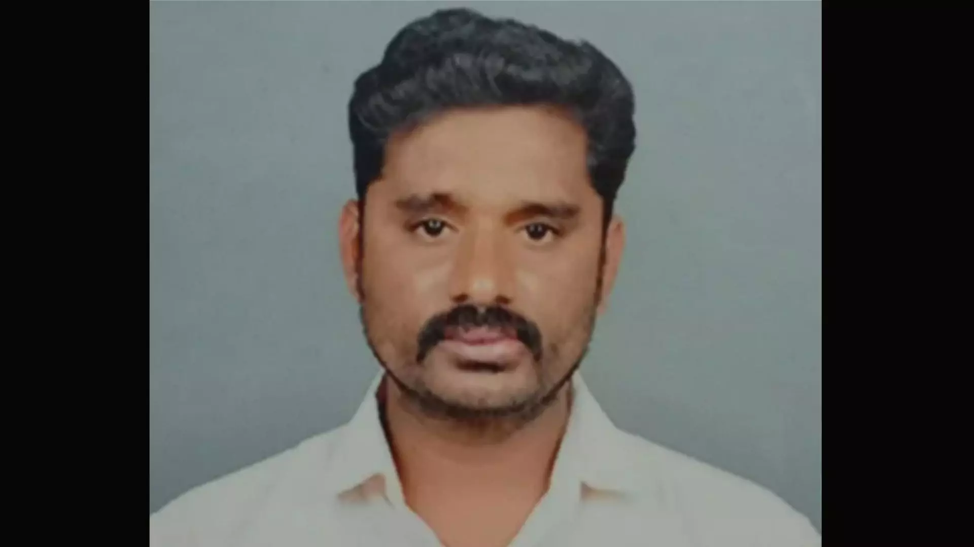 கோவை சிங்காநல்லூர் டெய்லரின் உடல் உறுப்புதானத்திற்கு அரசு மரியாதை! கோவை சிங்காநல்லூர் டெய்லரின் உடல் உறுப்புதானத்திற்கு அரசு மரியாதை!