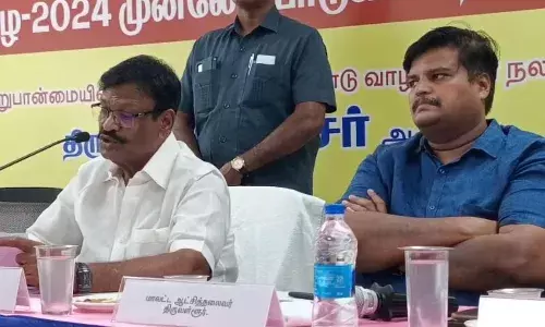 வடகிழக்கு பருவமழை முன்னெச்சரிக்கை ஏற்பாடுகளுக்கான  ஆய்வு கூட்டம்..! வடகிழக்கு பருவமழை முன்னெச்சரிக்கை ஏற்பாடுகளுக்கான  ஆய்வு கூட்டம்..!
