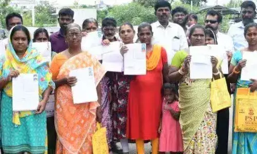 திருப்பூர் மக்களின் குரல்: உள்ளாட்சி பிரச்சினைகளும், தீர்வுகளுக்கான கோரிக்கைகளும் திருப்பூர் மக்களின் குரல்: உள்ளாட்சி பிரச்சினைகளும், தீர்வுகளுக்கான கோரிக்கைகளும்