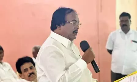 வேட்டவலத்தில் சிமெண்ட் சாலையை திறந்து வைத்த துணை சபாநாயகர் வேட்டவலத்தில் சிமெண்ட் சாலையை திறந்து வைத்த துணை சபாநாயகர்