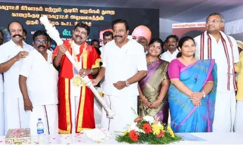 காரைக்குடி மாநகராட்சி அறிமுகக் கூட்டம்: அமைச்சர்கள்,கலெக்டர் பங்கேற்பு..!