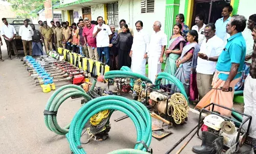 வடகிழக்கு பருவமழை முன்னெச்சரிக்கை ஏற்பாடு பணிகள்: மேயர் அன்பழகன் ஆய்வு வடகிழக்கு பருவமழை முன்னெச்சரிக்கை ஏற்பாடு பணிகள்: மேயர் அன்பழகன் ஆய்வு