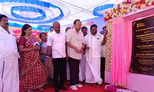 மோடி தொடங்கி வைத்த திட்ட கல்வெட்டில் எம்.பி, எம்எல்ஏ பெயர்கள் புறக்கணிப்பு மோடி தொடங்கி வைத்த திட்ட கல்வெட்டில் எம்.பி, எம்எல்ஏ பெயர்கள் புறக்கணிப்பு