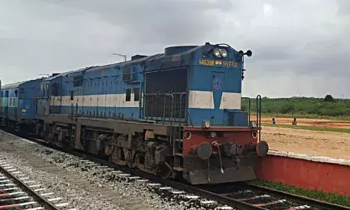 இன்று மதுரை- சென்னை  மெமு ரயில் இயக்கம்..! இன்று மதுரை- சென்னை  மெமு ரயில் இயக்கம்..!