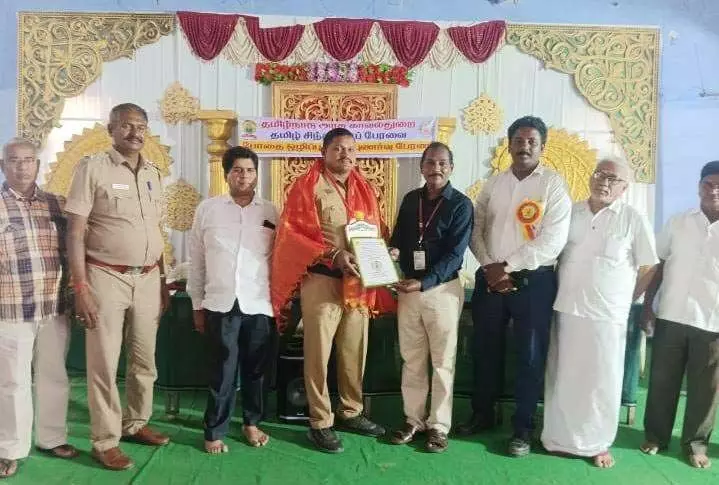போலீசார் சார்பில் போதை விழிப்புணர்வு பேரணி போலீசார் சார்பில் போதை விழிப்புணர்வு பேரணி