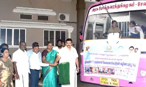 சென்னையில் ஆதி திராவிடர் மாணவர்களுக்கு திறன் பயிற்சி அமைச்சர் வழியனுப்பி வைத்தார். சென்னையில் ஆதி திராவிடர் மாணவர்களுக்கு திறன் பயிற்சி அமைச்சர் வழியனுப்பி வைத்தார்.