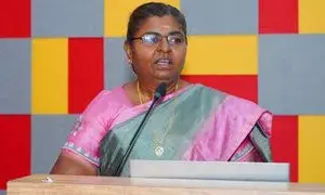 பயிற்சியை முழுமையாக பயன்படுத்தினால் 100 சதவீதம் வேலைவாய்ப்பு பெறமுடியும்..! பயிற்சியை முழுமையாக பயன்படுத்தினால் 100 சதவீதம் வேலைவாய்ப்பு பெறமுடியும்..!