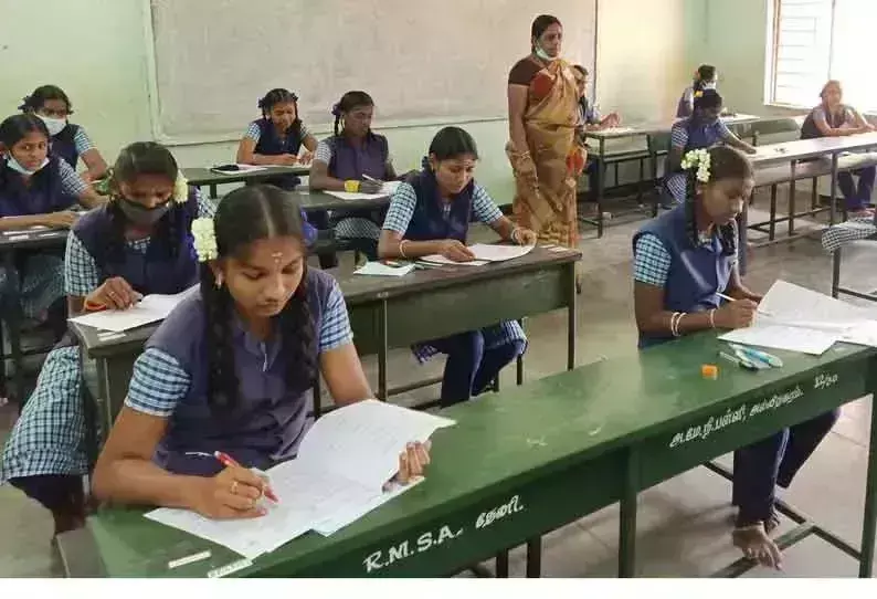 நாமக்கல் மாவட்டத்தில் பிளஸ் 2 பொதுத்தேர்வு – 18,461 மாணவர்கள் எழுதுகின்றனர்! நாமக்கல் மாவட்டத்தில் பிளஸ் 2 பொதுத்தேர்வு – 18,461 மாணவர்கள் எழுதுகின்றனர்!