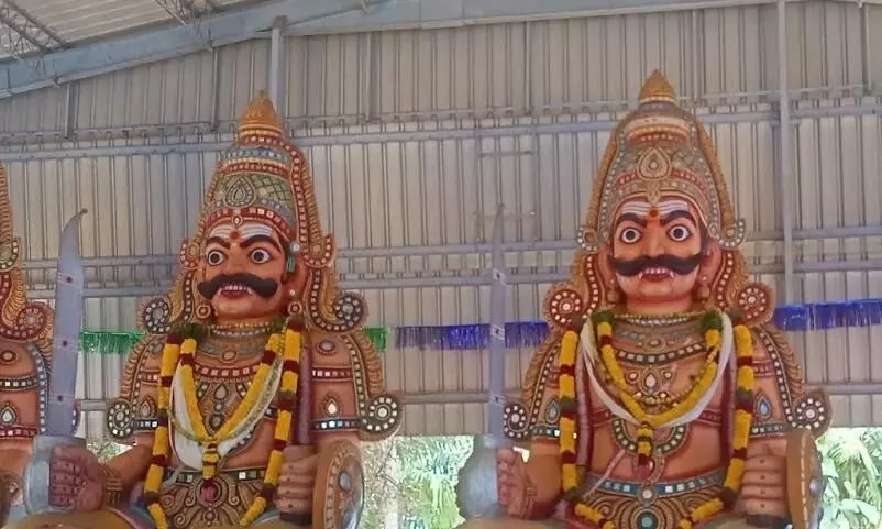 செம்புளிச்சாம்பாளையத்தில்முனியப்பன் கோவில் பொங்கல் விழா..! செம்புளிச்சாம்பாளையத்தில்முனியப்பன் கோவில் பொங்கல் விழா..!
