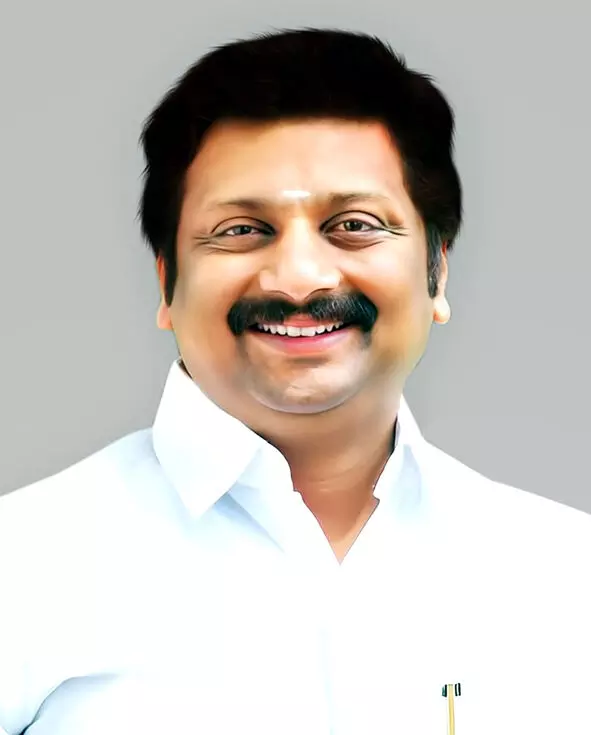 மத்திய அரசின் பார்லி. தொகுதி சீரமைப்பால் தென்மாநிலங்கள் கடுமையாக பாதிக்கப்படும் * ராஜேஷ்குமார் எம்.பி., பேட்டி மத்திய அரசின் பார்லி. தொகுதி சீரமைப்பால் தென்மாநிலங்கள் கடுமையாக பாதிக்கப்படும் * ராஜேஷ்குமார் எம்.பி., பேட்டி