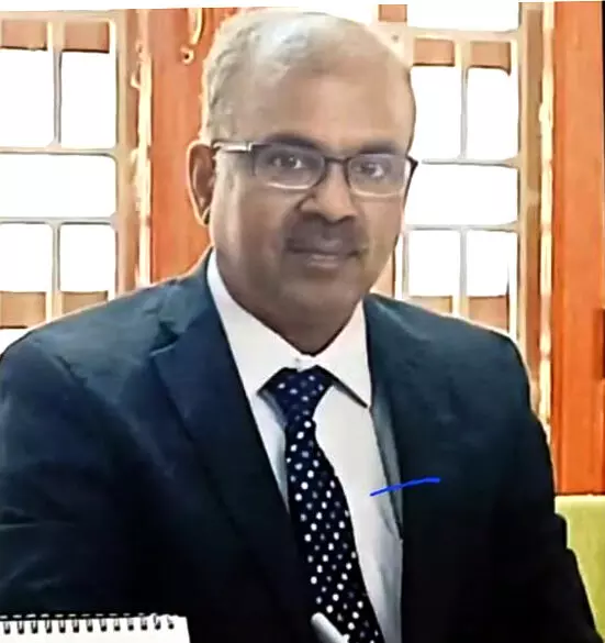 நாமக்கல் நுகர்வோர் கோர்ட் நீதிபதி ராமராஜ், லோக் ஆயுக்தா உறுப்பினராக பொறுப்பேற்பு நாமக்கல் நுகர்வோர் கோர்ட் நீதிபதி ராமராஜ், லோக் ஆயுக்தா உறுப்பினராக பொறுப்பேற்பு