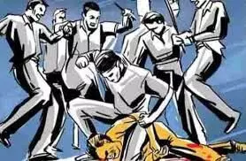 மது போதையில் பட்டறை உரிமையாளரை சரமாரியாக தாக்கிய கும்பல் மது போதையில் பட்டறை உரிமையாளரை சரமாரியாக தாக்கிய கும்பல்