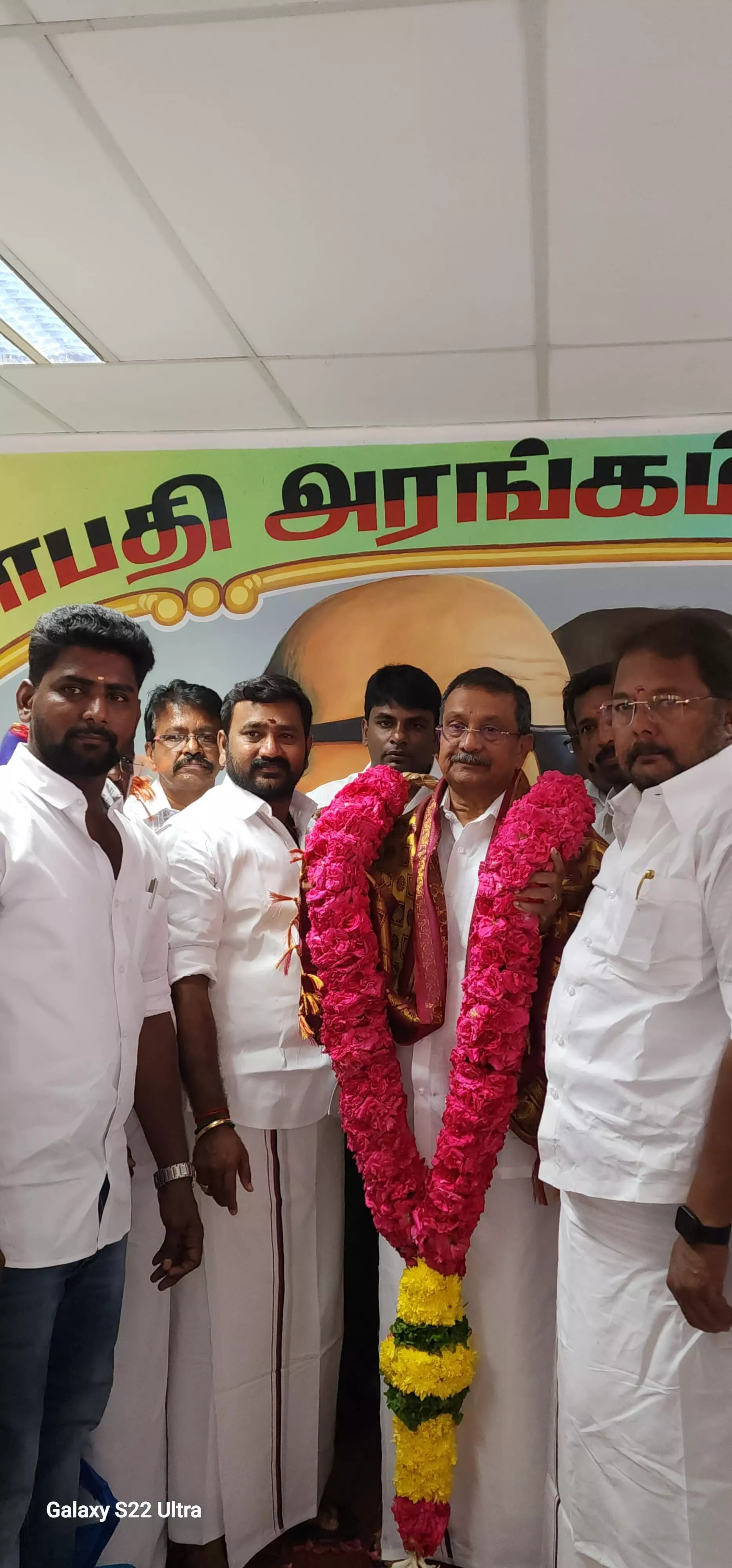 ஜெயலலிதா கூட பர்கூரில் தோற்றார் நாம் எப்பவும் வெற்றி பெறுவோம் வரவேற்பு கூட்டத்தில் மாவட்ட தி.மு.க. செயலர் பேச்சு ஜெயலலிதா கூட பர்கூரில் தோற்றார் நாம் எப்பவும் வெற்றி பெறுவோம் வரவேற்பு கூட்டத்தில் மாவட்ட தி.மு.க. செயலர் பேச்சு