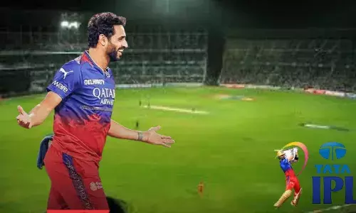 புவனேஷ்வர் குமார் ஐபிஎல் சாதனையை முறியடித்து வரலாற்றில் இடம்பிடித்தார்