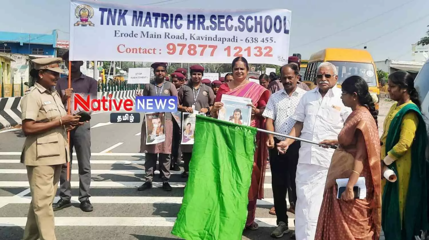 சித்தோட்டில் டி.என்.கே மெட்ரிக் மேல்நிலைப் பள்ளி சார்பில் விழிப்புணர்வு பேரணி! சித்தோட்டில் டி.என்.கே மெட்ரிக் மேல்நிலைப் பள்ளி சார்பில் விழிப்புணர்வு பேரணி!