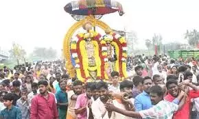 பத்ரகாளியம்மன் தேரோட்டம் வெற்றிகரமாக நிறைவு பத்ரகாளியம்மன் தேரோட்டம் வெற்றிகரமாக நிறைவு