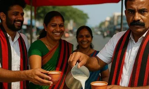 நாமக்கலில் திமுக தரப்பில் திறந்து வைக்கப்பட்ட ‘தண்ணீர்-நீர்மோர்’ பந்தல்