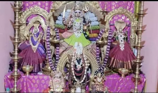அம்மன் கோவில்களில் சிறப்பு வழிபாடு அம்மன் கோவில்களில் சிறப்பு வழிபாடு