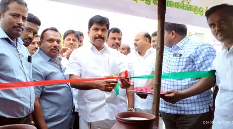 புதுச்சத்திரத்தில் கொமதேக சார்பில் நீர் மோர் பந்தல் திறப்பு : மாதேஸ்வரன் எம்.பி., பங்கேற்பு புதுச்சத்திரத்தில் கொமதேக சார்பில் நீர் மோர் பந்தல் திறப்பு : மாதேஸ்வரன் எம்.பி., பங்கேற்பு